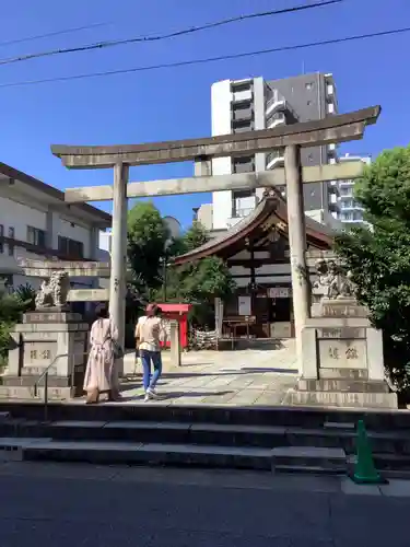 三輪神社の鳥居