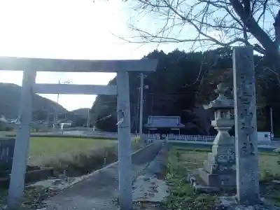 白山神社の鳥居