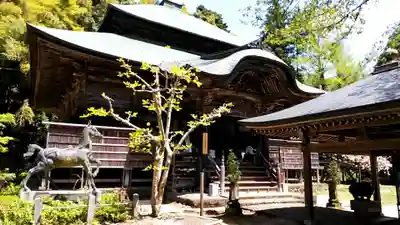 成相寺の本殿・本堂