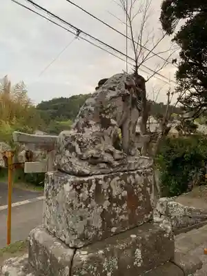 久保神社の狛犬