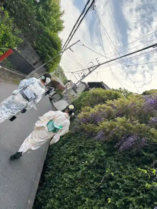 銭洗弁財天宇賀福神社の{uncategorized: "未分類", other: "その他", undefined: "問題あり", building: "その他建物", grave: "お墓", sacred_gate: "鳥居", guardian: "狛犬", statue: "像", buddha: "仏像", history: "歴史", nature: "自然", garden: "庭園", animal: "動物", pagoda: "塔", temizu: "手水舎", mountain_gate: "山門・神門", sanctuary: "本殿・本堂", subordinate: "末社・摂社", art: "芸術", scenery: "景色", jizo: "地蔵", ema: "絵馬", goshuin: "御朱印", omikuji: "おみくじ", items: "授与品その他", amulet: "お守り", goshuincho: "御朱印帳", eats: "食事", festival: "お祭り", votive_dance: "神楽", shichigosan: "七五三参", wedding: "結婚式", experience: "体験その他", initially: "初詣", around: "周辺", anti_infection: "感染症対策"}