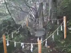 御岩神社の塔