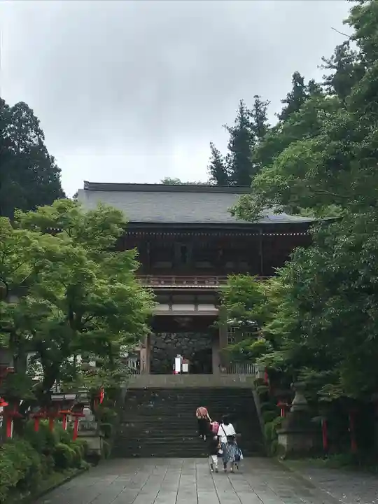 鞍馬寺の山門・神門