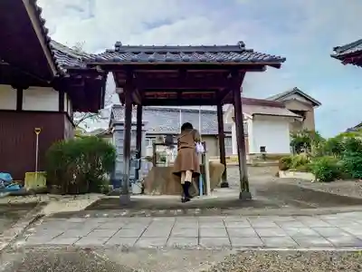 正法寺の手水舎