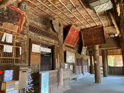 高蔵寺の本殿・本堂