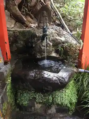 高龍神社の手水舎