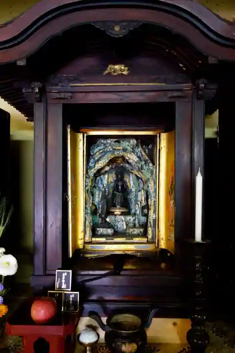小谷寺の{uncategorized: "未分類", other: "その他", undefined: "問題あり", building: "その他建物", grave: "お墓", sacred_gate: "鳥居", guardian: "狛犬", statue: "像", buddha: "仏像", history: "歴史", nature: "自然", garden: "庭園", animal: "動物", pagoda: "塔", temizu: "手水舎", mountain_gate: "山門・神門", sanctuary: "本殿・本堂", subordinate: "末社・摂社", art: "芸術", scenery: "景色", jizo: "地蔵", ema: "絵馬", goshuin: "御朱印", omikuji: "おみくじ", items: "授与品その他", amulet: "お守り", goshuincho: "御朱印帳", eats: "食事", festival: "お祭り", votive_dance: "神楽", shichigosan: "七五三参", wedding: "結婚式", experience: "体験その他", initially: "初詣", around: "周辺", anti_infection: "感染症対策"}