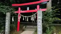 新屋山神社の鳥居