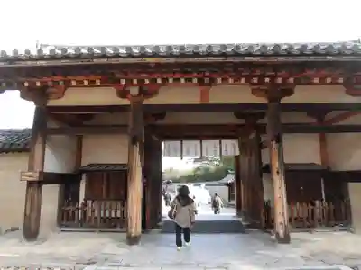 法隆寺の山門・神門