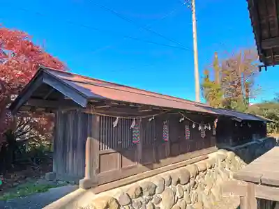 知形神社の末社・摂社