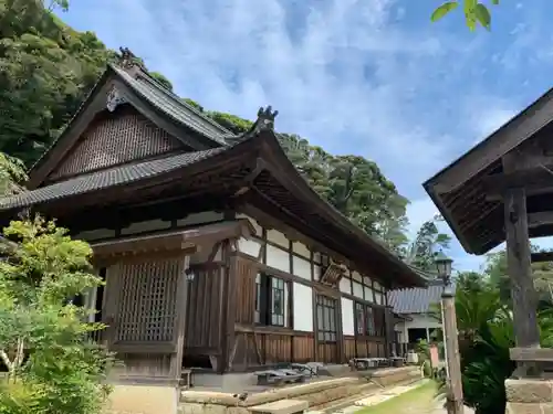 智蔵寺の本殿・本堂