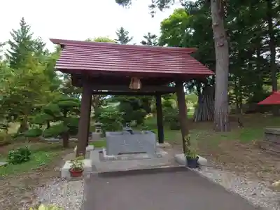 仁木神社の手水舎