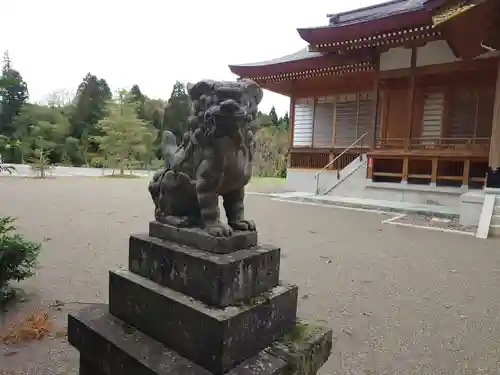 春日神社の狛犬