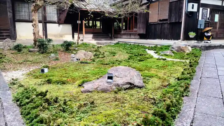 吸湖山 青岸寺(滋賀県)