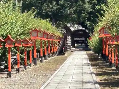 朝日森天満宮の山門・神門