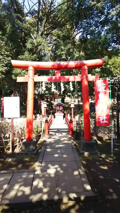 世田谷八幡宮の鳥居