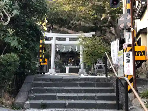 御霊神社の鳥居