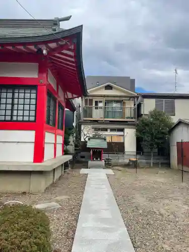 舟渡氷川神社の{uncategorized: "未分類", other: "その他", undefined: "問題あり", building: "その他建物", grave: "お墓", sacred_gate: "鳥居", guardian: "狛犬", statue: "像", buddha: "仏像", history: "歴史", nature: "自然", garden: "庭園", animal: "動物", pagoda: "塔", temizu: "手水舎", mountain_gate: "山門・神門", sanctuary: "本殿・本堂", subordinate: "末社・摂社", art: "芸術", scenery: "景色", jizo: "地蔵", ema: "絵馬", goshuin: "御朱印", omikuji: "おみくじ", items: "授与品その他", amulet: "お守り", goshuincho: "御朱印帳", eats: "食事", festival: "お祭り", votive_dance: "神楽", shichigosan: "七五三参", wedding: "結婚式", experience: "体験その他", initially: "初詣", around: "周辺", anti_infection: "感染症対策"}