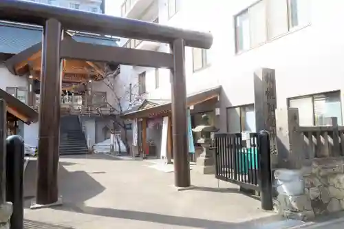 札幌祖霊神社の鳥居