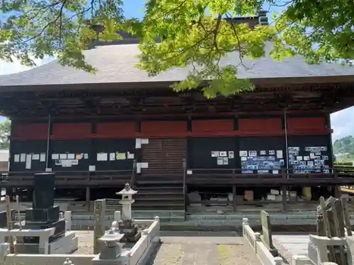 長福寿寺の本殿・本堂