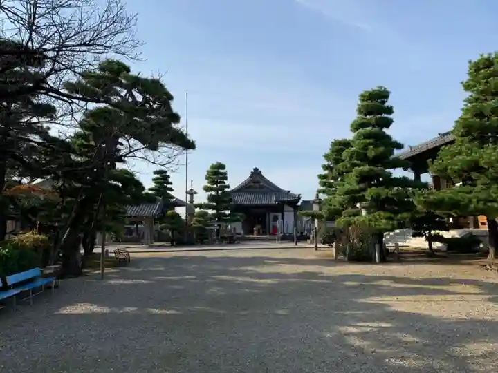 常楽寺の庭園