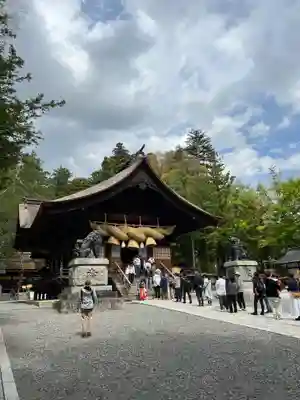 諏訪大社下社秋宮の本殿・本堂