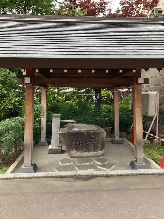 札幌祖霊神社の手水舎