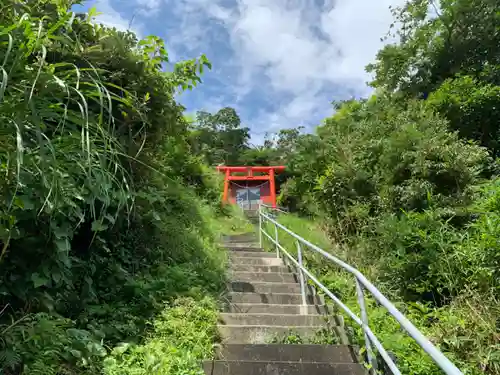 八幡神社の鳥居