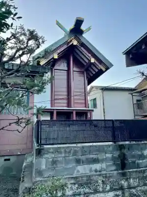 熊野神社の{uncategorized: "未分類", other: "その他", undefined: "問題あり", building: "その他建物", grave: "お墓", sacred_gate: "鳥居", guardian: "狛犬", statue: "像", buddha: "仏像", history: "歴史", nature: "自然", garden: "庭園", animal: "動物", pagoda: "塔", temizu: "手水舎", mountain_gate: "山門・神門", sanctuary: "本殿・本堂", subordinate: "末社・摂社", art: "芸術", scenery: "景色", jizo: "地蔵", ema: "絵馬", goshuin: "御朱印", omikuji: "おみくじ", items: "授与品その他", amulet: "お守り", goshuincho: "御朱印帳", eats: "食事", festival: "お祭り", votive_dance: "神楽", shichigosan: "七五三参", wedding: "結婚式", experience: "体験その他", initially: "初詣", around: "周辺", anti_infection: "感染症対策"}