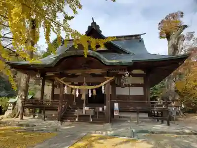 賀羅加波神社の本殿・本堂