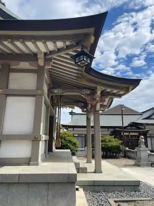 氷川神社の{uncategorized: "未分類", other: "その他", undefined: "問題あり", building: "その他建物", grave: "お墓", sacred_gate: "鳥居", guardian: "狛犬", statue: "像", buddha: "仏像", history: "歴史", nature: "自然", garden: "庭園", animal: "動物", pagoda: "塔", temizu: "手水舎", mountain_gate: "山門・神門", sanctuary: "本殿・本堂", subordinate: "末社・摂社", art: "芸術", scenery: "景色", jizo: "地蔵", ema: "絵馬", goshuin: "御朱印", omikuji: "おみくじ", items: "授与品その他", amulet: "お守り", goshuincho: "御朱印帳", eats: "食事", festival: "お祭り", votive_dance: "神楽", shichigosan: "七五三参", wedding: "結婚式", experience: "体験その他", initially: "初詣", around: "周辺", anti_infection: "感染症対策"}