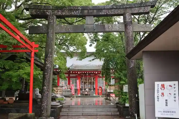鹿島御児神社の鳥居