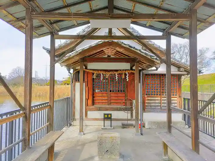 蛇池神社の末社・摂社