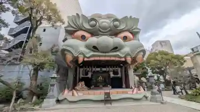 難波八阪神社の{uncategorized: "未分類", other: "その他", undefined: "問題あり", building: "その他建物", grave: "お墓", sacred_gate: "鳥居", guardian: "狛犬", statue: "像", buddha: "仏像", history: "歴史", nature: "自然", garden: "庭園", animal: "動物", pagoda: "塔", temizu: "手水舎", mountain_gate: "山門・神門", sanctuary: "本殿・本堂", subordinate: "末社・摂社", art: "芸術", scenery: "景色", jizo: "地蔵", ema: "絵馬", goshuin: "御朱印", omikuji: "おみくじ", items: "授与品その他", amulet: "お守り", goshuincho: "御朱印帳", eats: "食事", festival: "お祭り", votive_dance: "神楽", shichigosan: "七五三参", wedding: "結婚式", experience: "体験その他", initially: "初詣", around: "周辺", anti_infection: "感染症対策"}