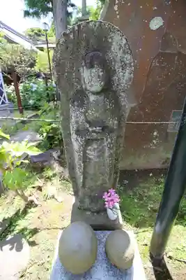 成就院の地蔵