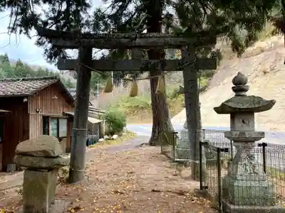 石上布都魂神社(岡山県)