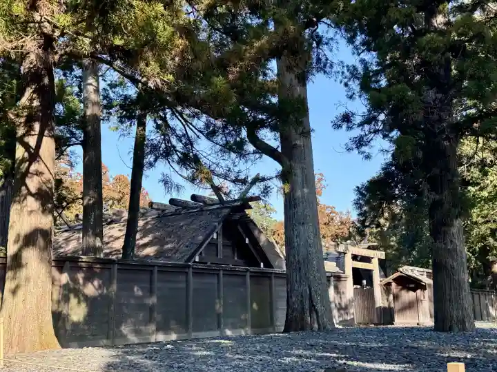 伊勢神宮外宮(豊受大神宮)の{uncategorized: "未分類", other: "その他", undefined: "問題あり", building: "その他建物", grave: "お墓", sacred_gate: "鳥居", guardian: "狛犬", statue: "像", buddha: "仏像", history: "歴史", nature: "自然", garden: "庭園", animal: "動物", pagoda: "塔", temizu: "手水舎", mountain_gate: "山門・神門", sanctuary: "本殿・本堂", subordinate: "末社・摂社", art: "芸術", scenery: "景色", jizo: "地蔵", ema: "絵馬", goshuin: "御朱印", omikuji: "おみくじ", items: "授与品その他", amulet: "お守り", goshuincho: "御朱印帳", eats: "食事", festival: "お祭り", votive_dance: "神楽", shichigosan: "七五三参", wedding: "結婚式", experience: "体験その他", initially: "初詣", around: "周辺", anti_infection: "感染症対策"}