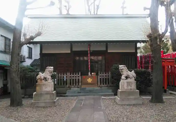 諏訪神社の本殿・本堂