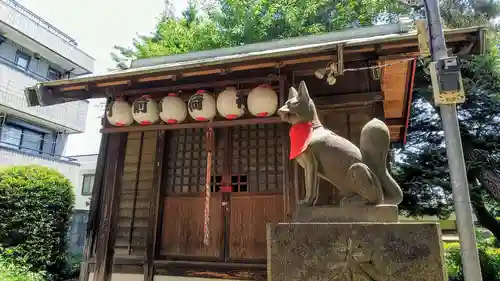 門前稲荷神社の本殿・本堂