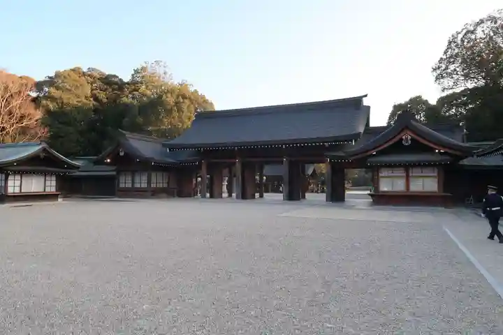 橿原神宮の山門・神門