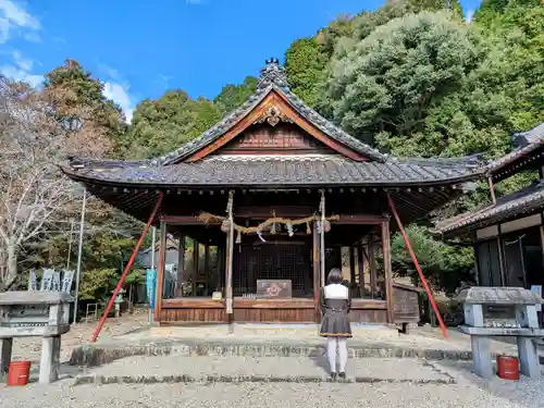 曽野稲荷神社の本殿