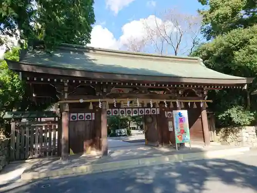 砥鹿神社（里宮）の山門