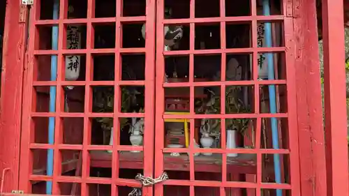 八幡朝見神社の末社・摂社