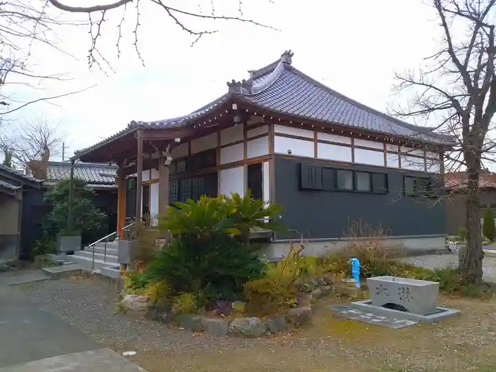 乗願寺の本殿・本堂