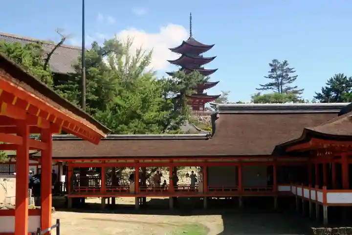 厳島神社(広島県)