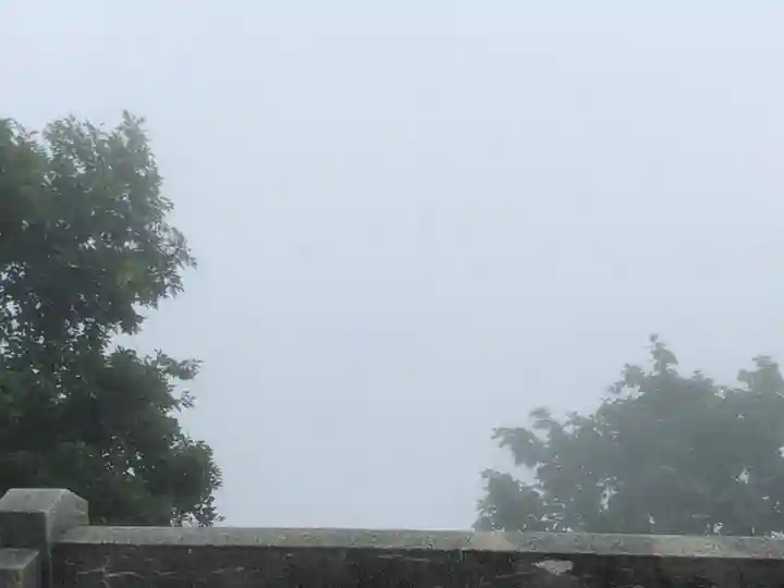 彌彦神社奥宮(御神廟)(新潟県)