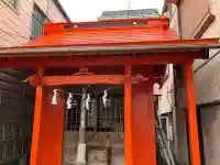 伏見大漁稲荷神社の{uncategorized: "未分類", other: "その他", undefined: "問題あり", building: "その他建物", grave: "お墓", sacred_gate: "鳥居", guardian: "狛犬", statue: "像", buddha: "仏像", history: "歴史", nature: "自然", garden: "庭園", animal: "動物", pagoda: "塔", temizu: "手水舎", mountain_gate: "山門・神門", sanctuary: "本殿・本堂", subordinate: "末社・摂社", art: "芸術", scenery: "景色", jizo: "地蔵", ema: "絵馬", goshuin: "御朱印", omikuji: "おみくじ", items: "授与品その他", amulet: "お守り", goshuincho: "御朱印帳", eats: "食事", festival: "お祭り", votive_dance: "神楽", shichigosan: "七五三参", wedding: "結婚式", experience: "体験その他", initially: "初詣", around: "周辺", anti_infection: "感染症対策"}