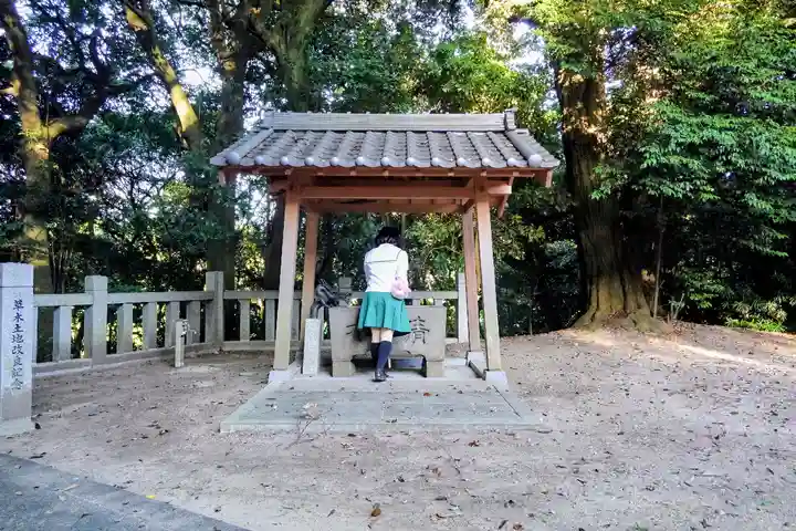 八幡神社(草木八幡社)の手水舎