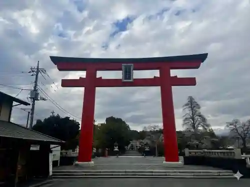 富士山本宮浅間大社の{uncategorized: "未分類", other: "その他", undefined: "問題あり", building: "その他建物", grave: "お墓", sacred_gate: "鳥居", guardian: "狛犬", statue: "像", buddha: "仏像", history: "歴史", nature: "自然", garden: "庭園", animal: "動物", pagoda: "塔", temizu: "手水舎", mountain_gate: "山門・神門", sanctuary: "本殿・本堂", subordinate: "末社・摂社", art: "芸術", scenery: "景色", jizo: "地蔵", ema: "絵馬", goshuin: "御朱印", omikuji: "おみくじ", items: "授与品その他", amulet: "お守り", goshuincho: "御朱印帳", eats: "食事", festival: "お祭り", votive_dance: "神楽", shichigosan: "七五三参", wedding: "結婚式", experience: "体験その他", initially: "初詣", around: "周辺", anti_infection: "感染症対策"}