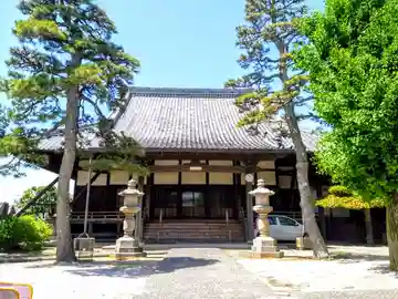 法寿寺の本殿・本堂